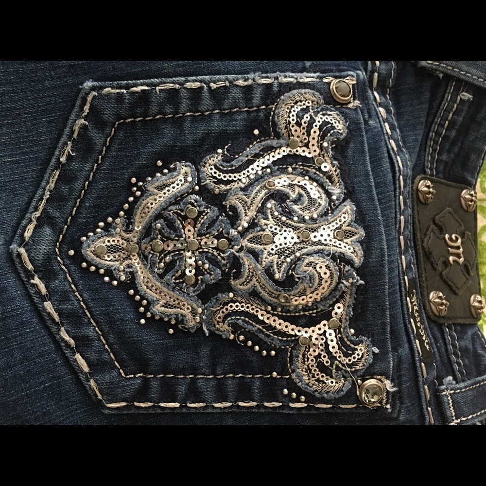 Miss Me Skinny Jeans - Size 29
